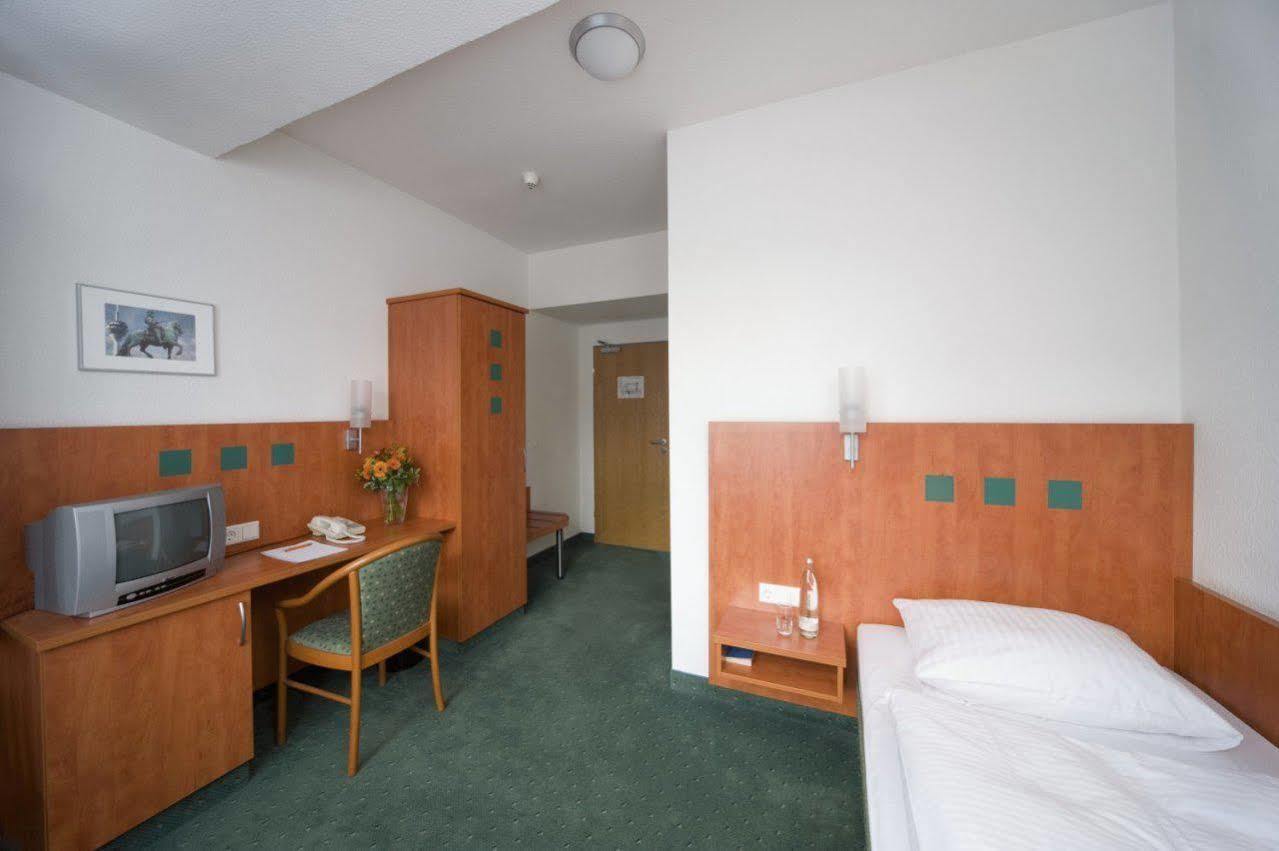 Stadthotel